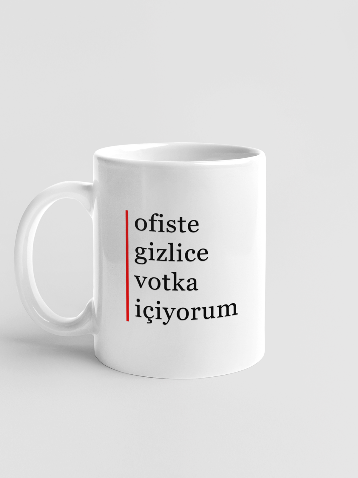 Kupa - ofiste gizlice votka içiyorum